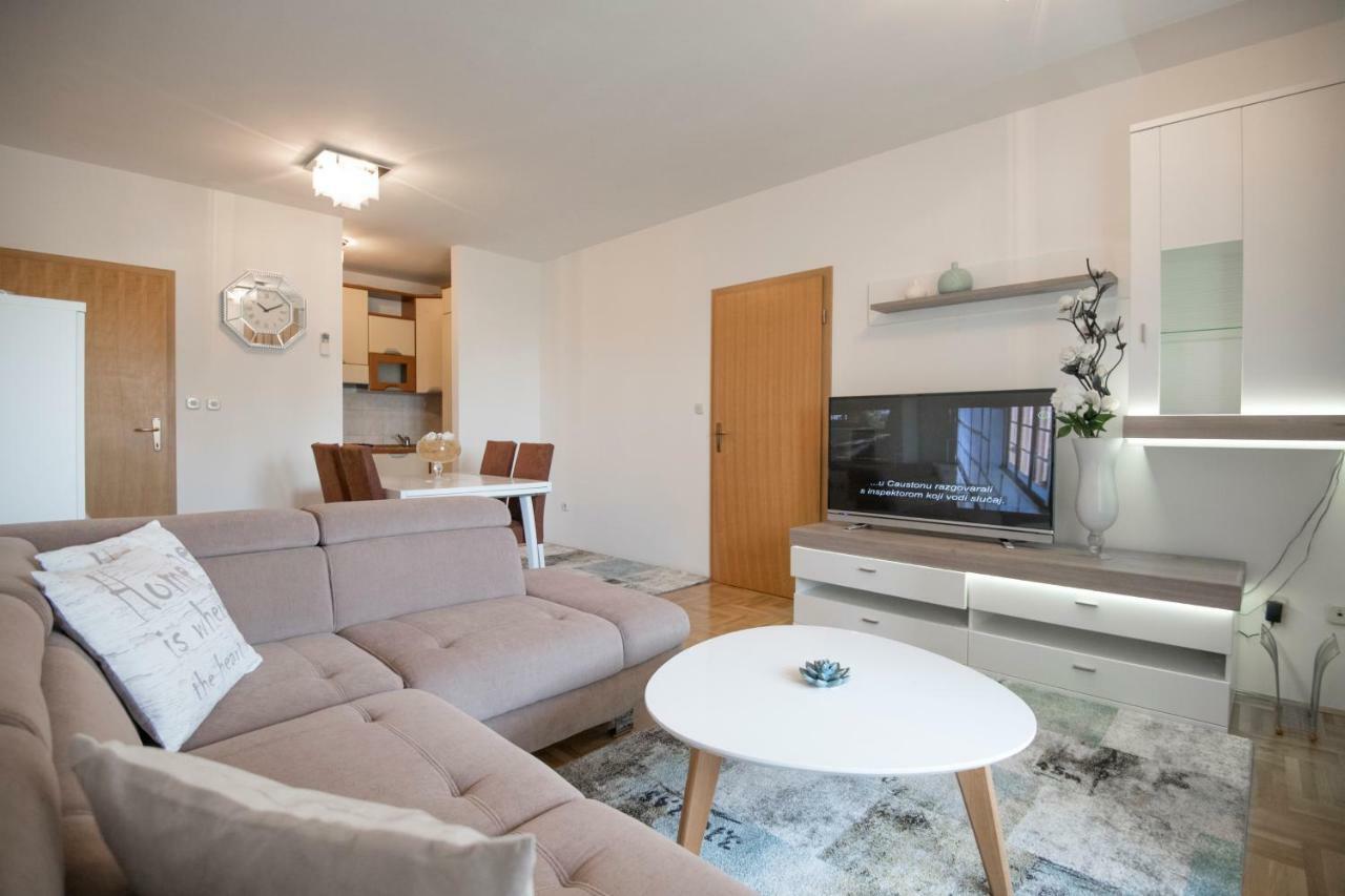 Comfortable Cozy Beach Apartment Split Exterior photo